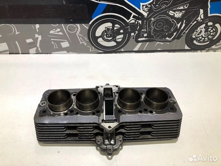 Блок цилиндров Kawasaki ZR 400-C Zephyr 1990г