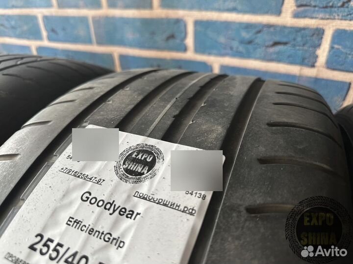 Goodyear EfficientGrip 255/40 R18 и 225/45 R18 95Y