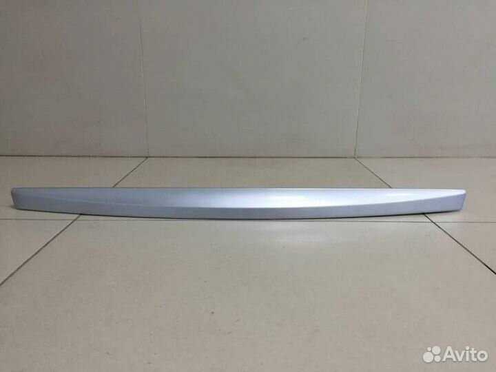 Накладка крышки багажника Hyundai Solaris 2010-201