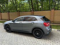 Пороги с подножкой Mercedes GLA x156