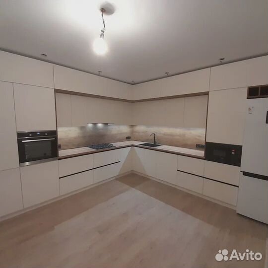 Кухни и другая мебель по вашим размерам