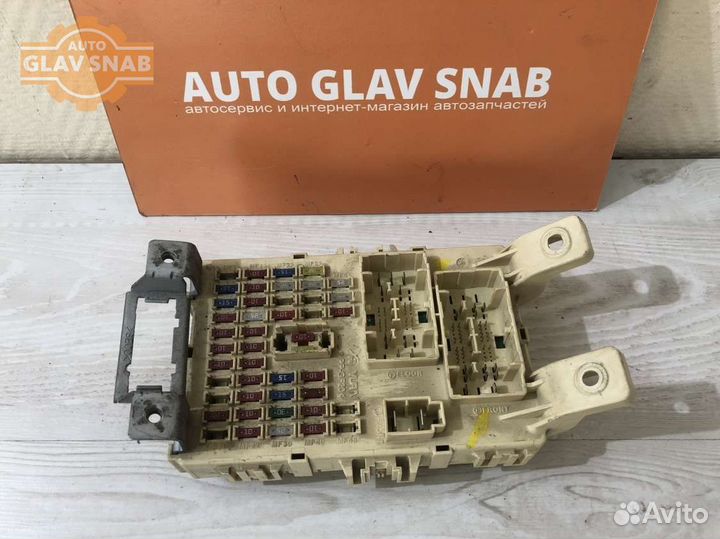 Блок предохранителей салона Хендай Солярис