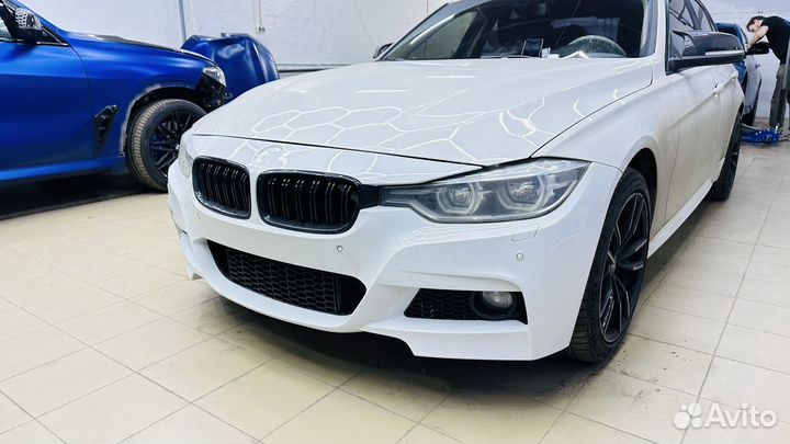 Бампер передний BMW F30 М- пакет в сборе