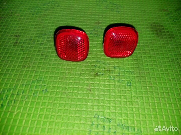 Плафон салонный в вдерь Audi A8 D2