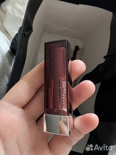 Maybelline помада 725 новая