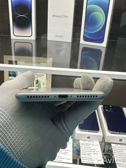 iPhone 7 Plus. 32gb