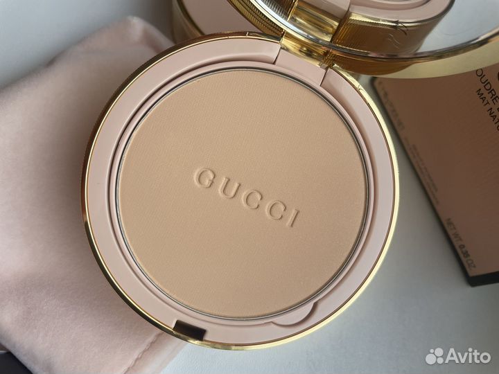 Пудра Gucci матирующая 03