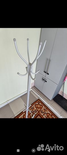 Вешалка напольная