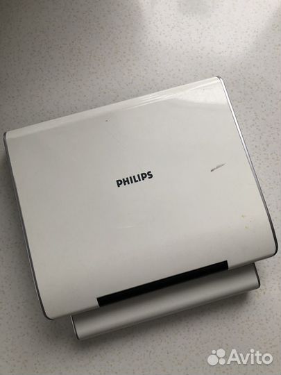 Портативный DVD проигрыватель Philips