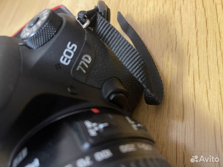 Фотоаппарат “Canon EOS 77D”