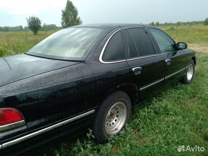 Ford Crown Victoria 4.6 AT, 1996, 189 564 км