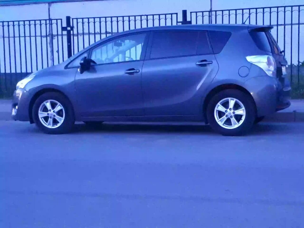 Toyota Verso: фото владельца