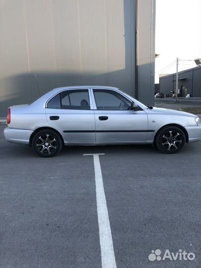 Hyundai Accent 1.5 AT, 2004, 220 000 км