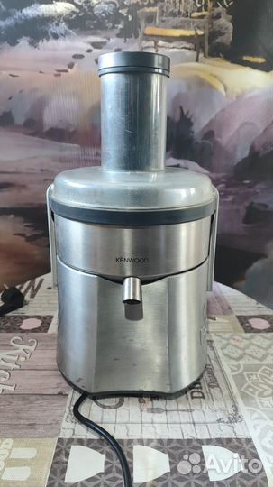 Соковыжималка Kenwood JE810