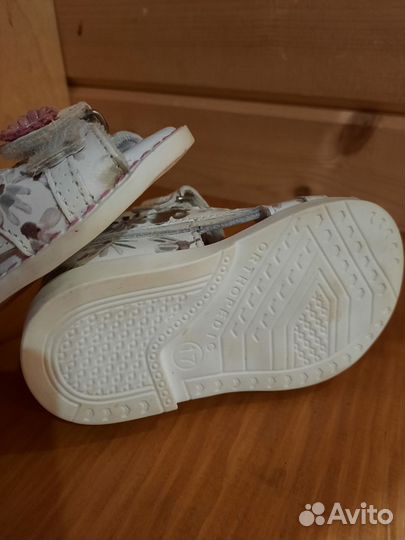 Сандалии для девочки (17 р)