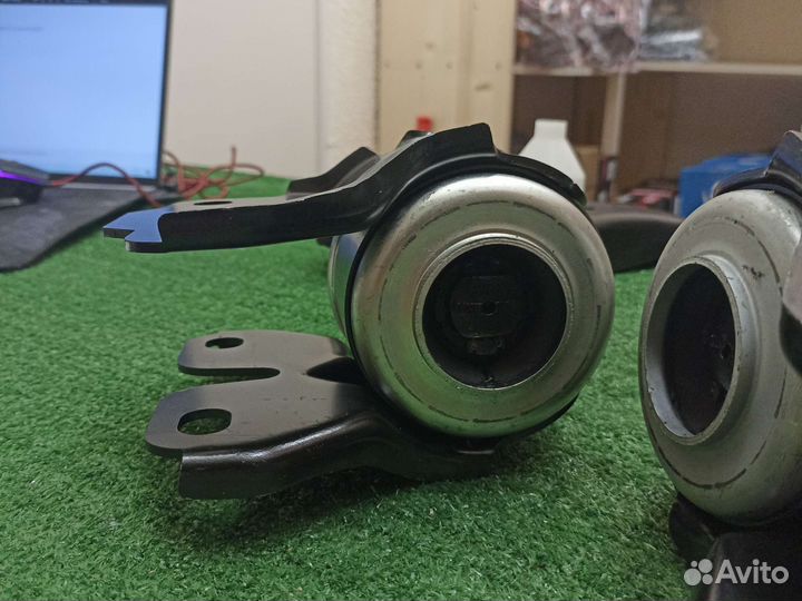 Рычаг передний Volvo S80 II V70 III (2006-2016г)