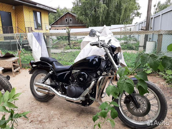 Suzuki Desperado VZ400