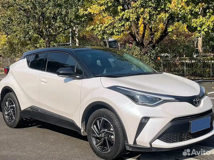 Toyota C-HR 2.0 CVT, 2021, 27 000 км