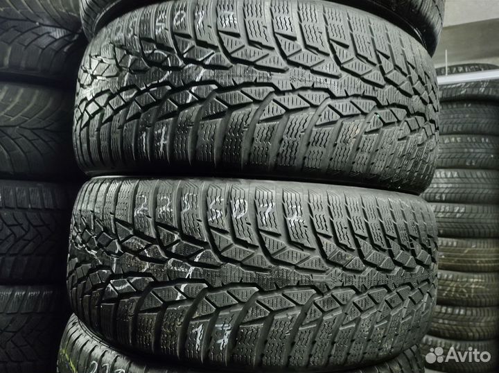 Nokian Tyres WR D4 225/50 R17 W