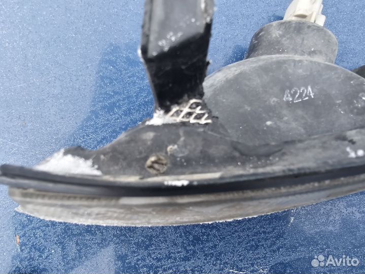 Габарит передний левый toyota carina ED ST202, 3S