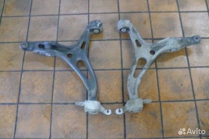 Рычаг передний нижний Мерседес 164 мл гл