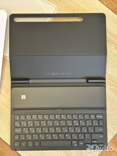 Чехол-клавиатура Samsung Galaxy Tab S7/S8