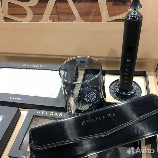 Ультразвуковая зубная щётка Bvlgari