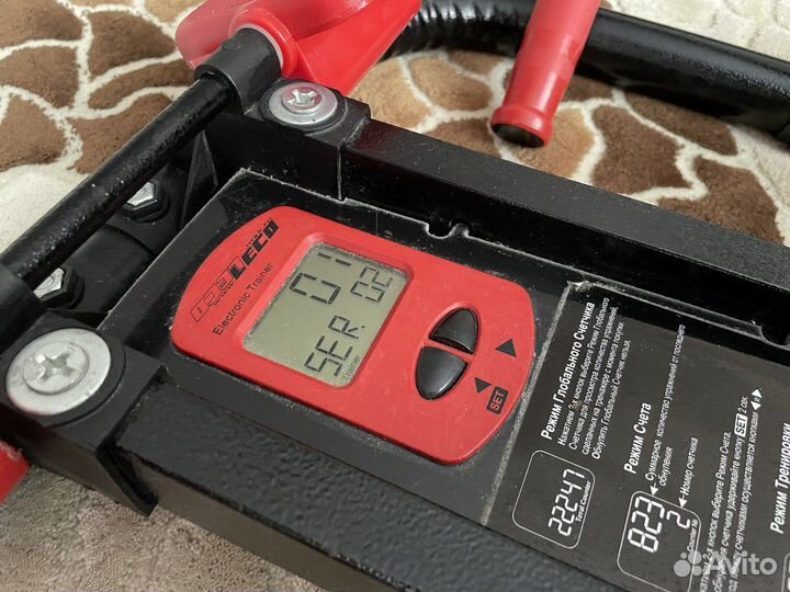 Гребной тренажер leco