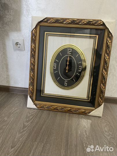Часы настенные