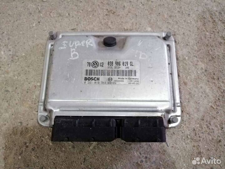 Блок управления двигателем Skoda Superb 2004