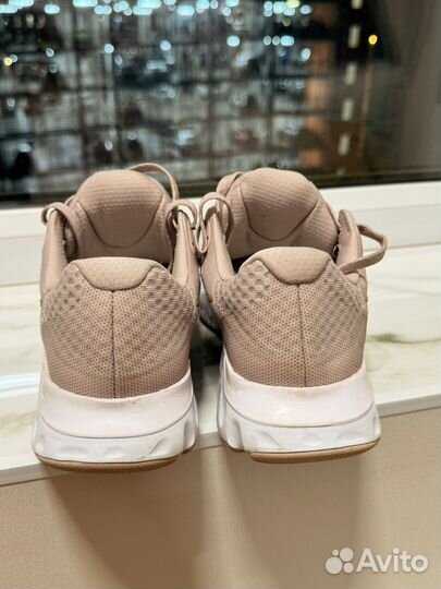 Кроссовки nike