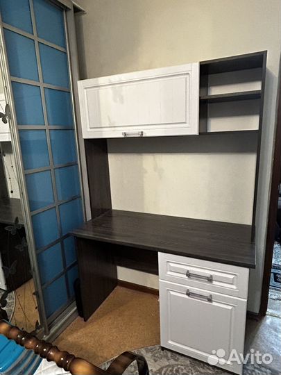 Рабочий стол для школьника бу