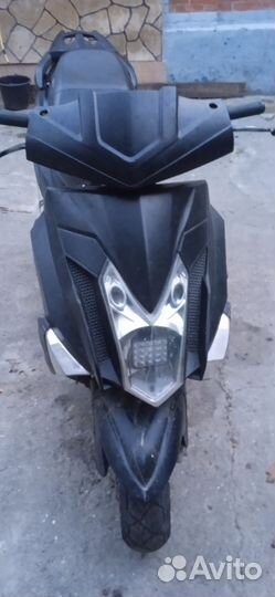 Продам скутер 100кубов
