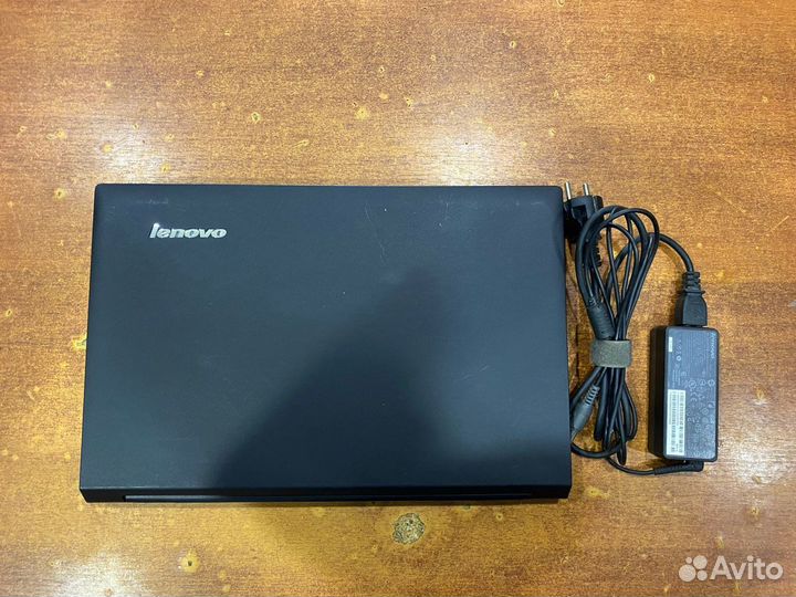 Ноутбук Lenovo