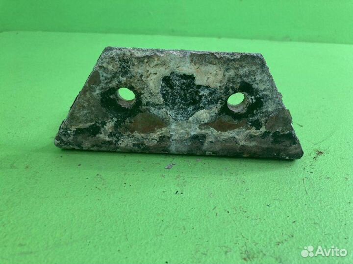 Кронштейн пневмоподушки DAF XF105