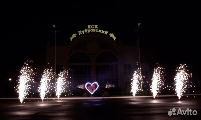 Силуэт с молодоженами + 6 холодных фонтанов