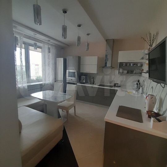 2-к. квартира, 80 м², 7/16 эт.