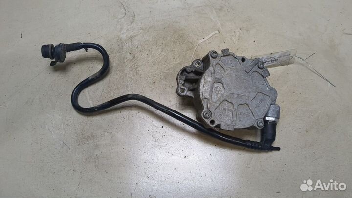 Насос вакуумный Volkswagen Tiguan, 2015