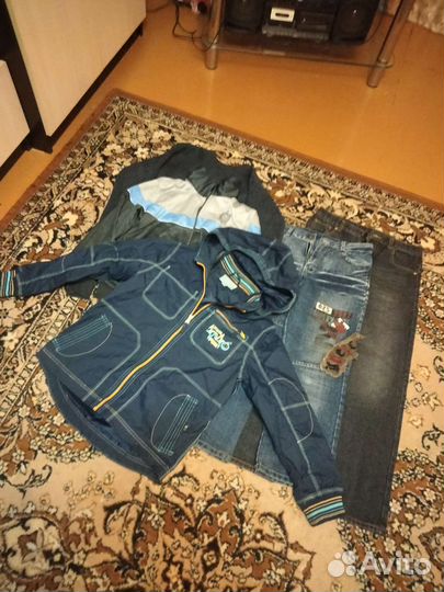 Продам детские костюмы рост 145-148