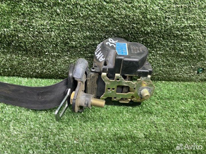 Ремень безопасности задний правый Skoda Octavia 1