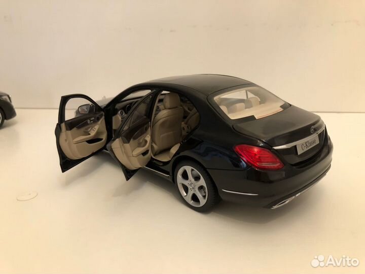 Mercedes Benz E-Klasse 1/18