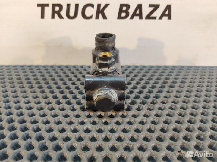 81521606142 Клапан электромагнитный