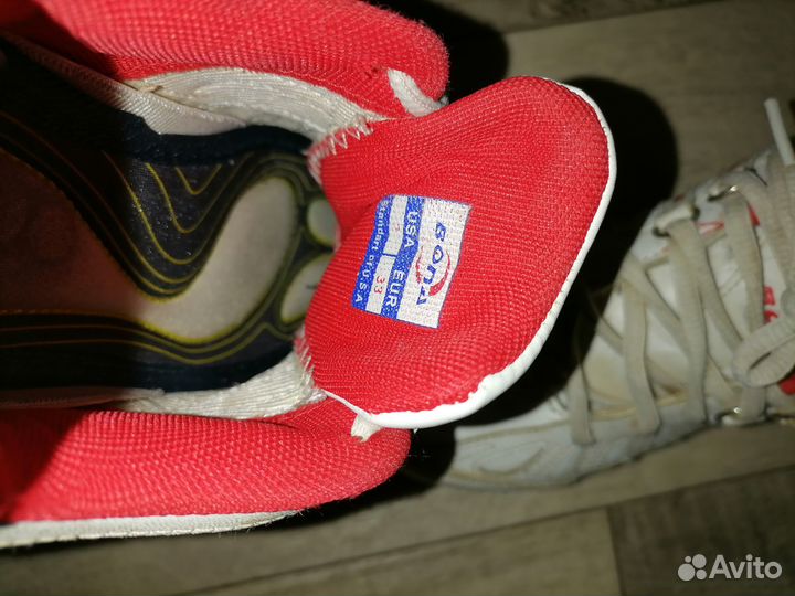 Кроссовки для девочки