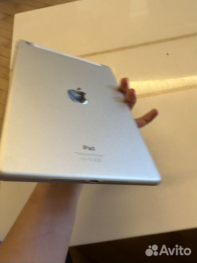 Apple iPad air 128 гб с симкартой