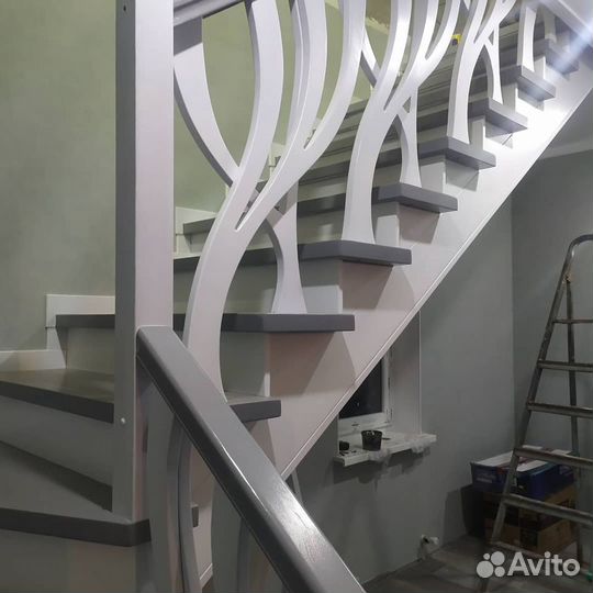 Лестницы из бука, дуба, ясеня и др