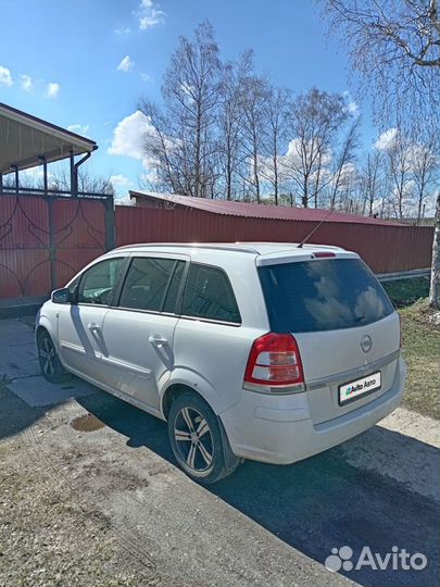 Opel Zafira 1.8 AMT, 2014, 148 000 км