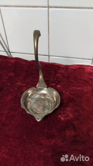 Винтажная посеребренная фигурка лебедя