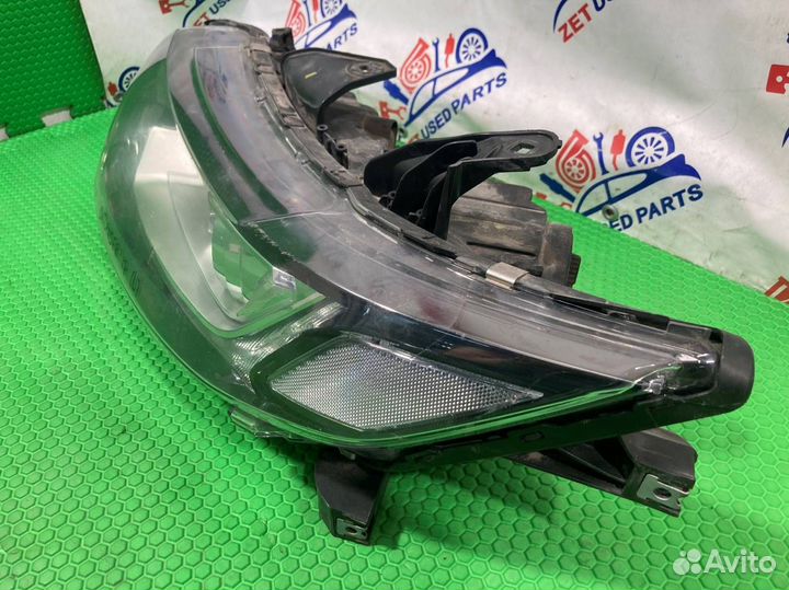 Фара левая Mitsubishi Outlander 3 2017