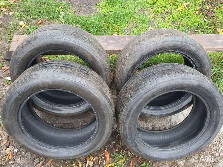 Bridgestone Turanza T001 225/55 R17