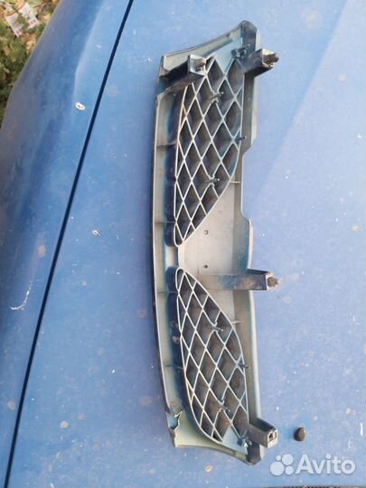 Решетка радиатора ниссан альмера/пульсар n15